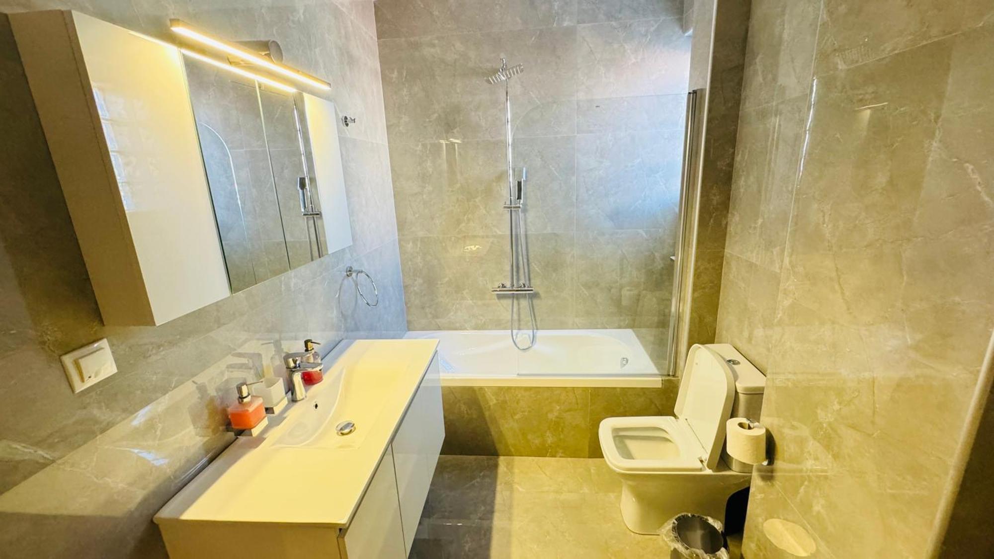 Modern Luxury Suite Кардица Экстерьер фото