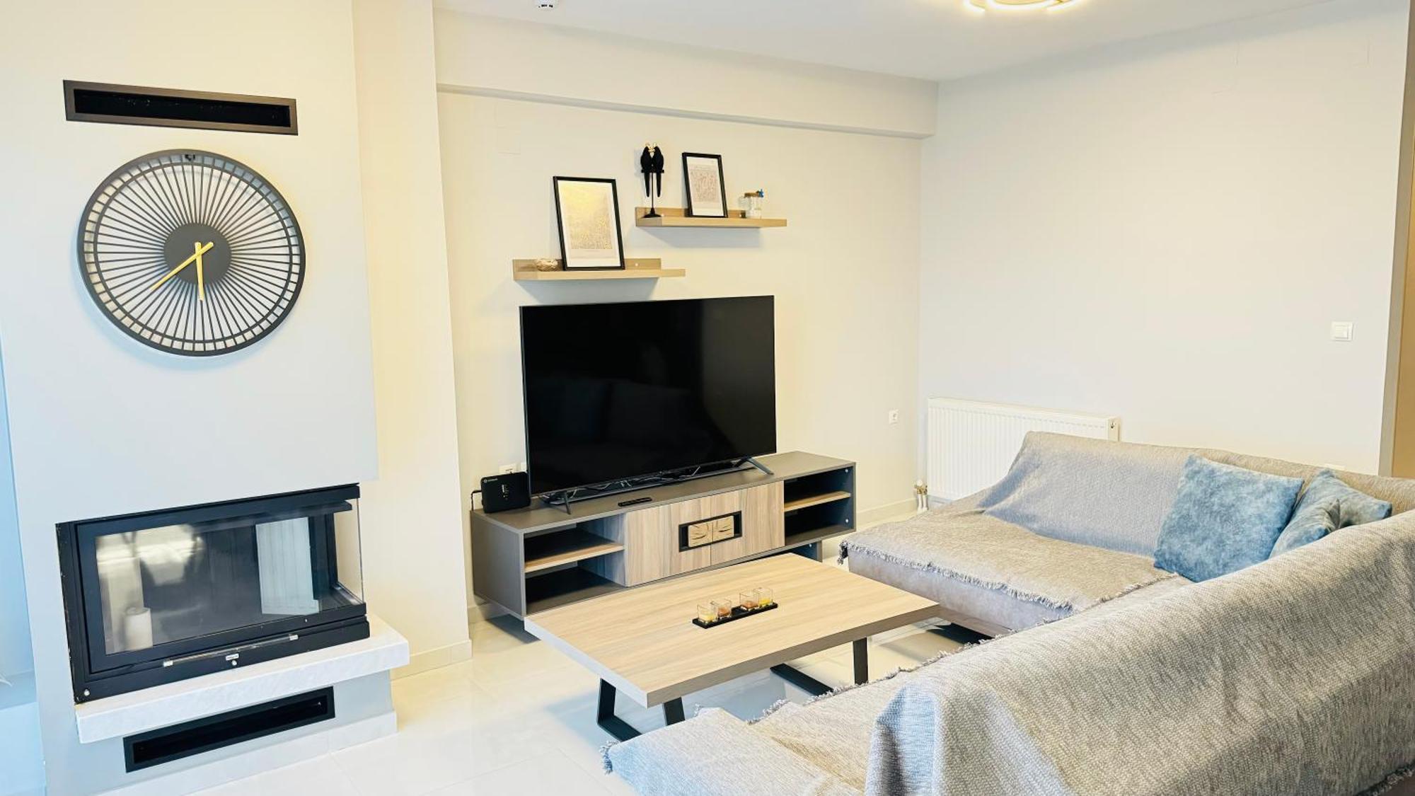 Modern Luxury Suite Кардица Экстерьер фото